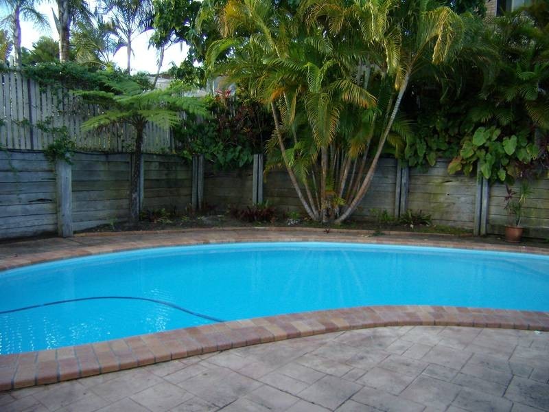 6 Huntingdale Crescent, Robina QLD 4226