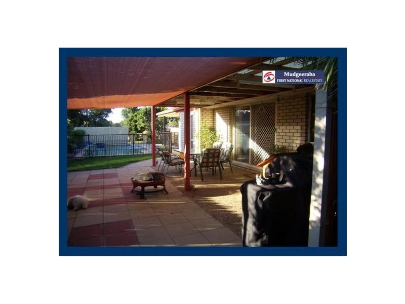 35 Merrilaine Crescent, Merrimac QLD 4226