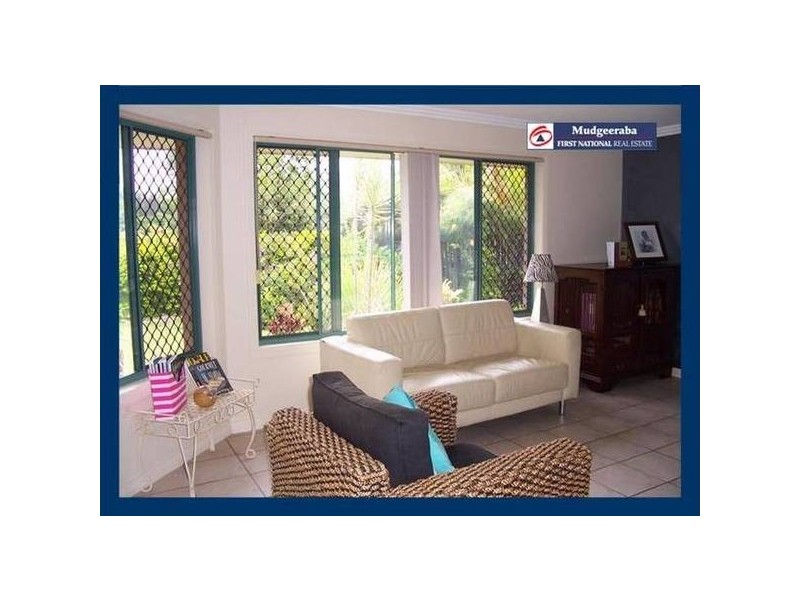 3 Bleadon Place, Mudgeeraba QLD 4213