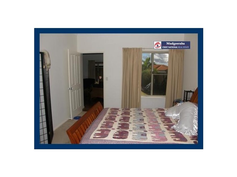 8 Felix Court, Merrimac QLD 4226