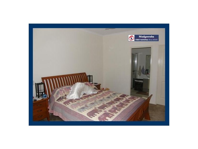 8 Felix Court, Merrimac QLD 4226