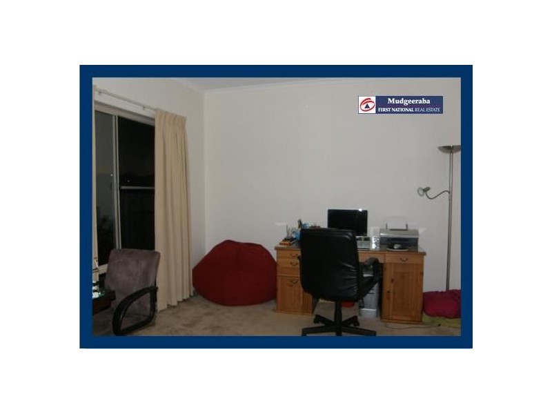 8 Felix Court, Merrimac QLD 4226