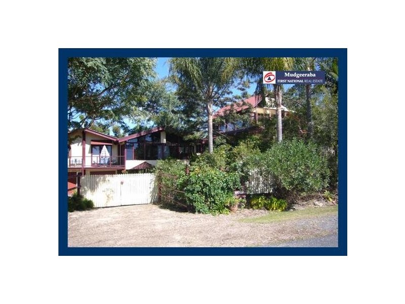 251 Chesterfield Drive, Bonogin QLD 4213