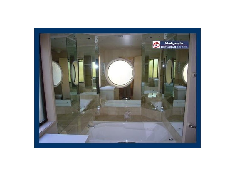 74 Wardoo Street, Ashmore QLD 4214