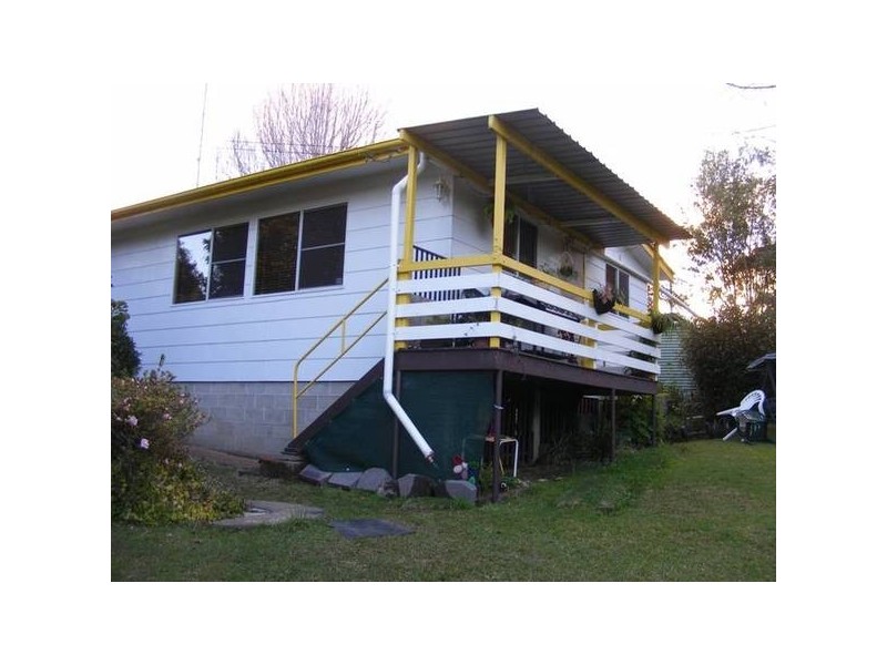 10 Lloyds Road, Springbrook QLD 4213