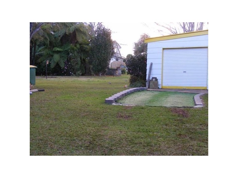 10 Lloyds Road, Springbrook QLD 4213