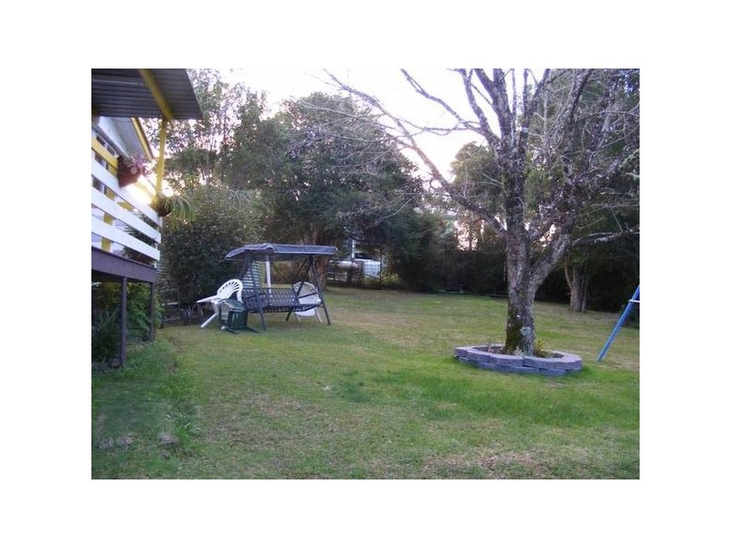 10 Lloyds Road, Springbrook QLD 4213