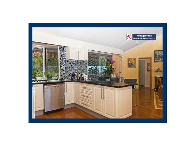 24 Glenrowan Drive, Tallai QLD 4213