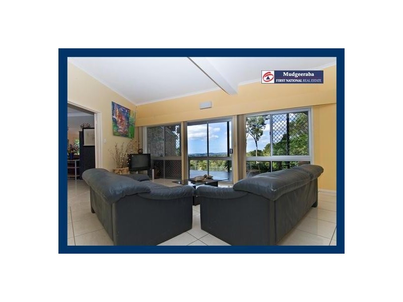 24 Glenrowan Drive, Tallai QLD 4213