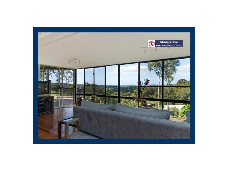 24 Glenrowan Drive, Tallai QLD 4213