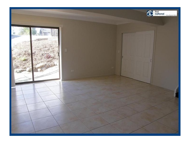 8 Onyx Court, Carrara QLD 4211