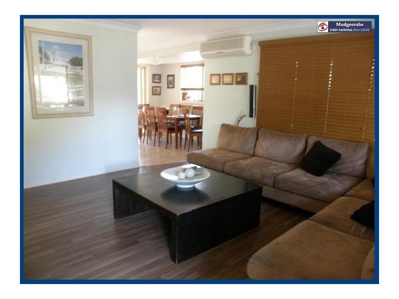 30 Longmorn Crescent, Merrimac QLD 4226