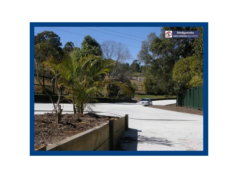 8 Otiose Court, Tallai QLD 4213