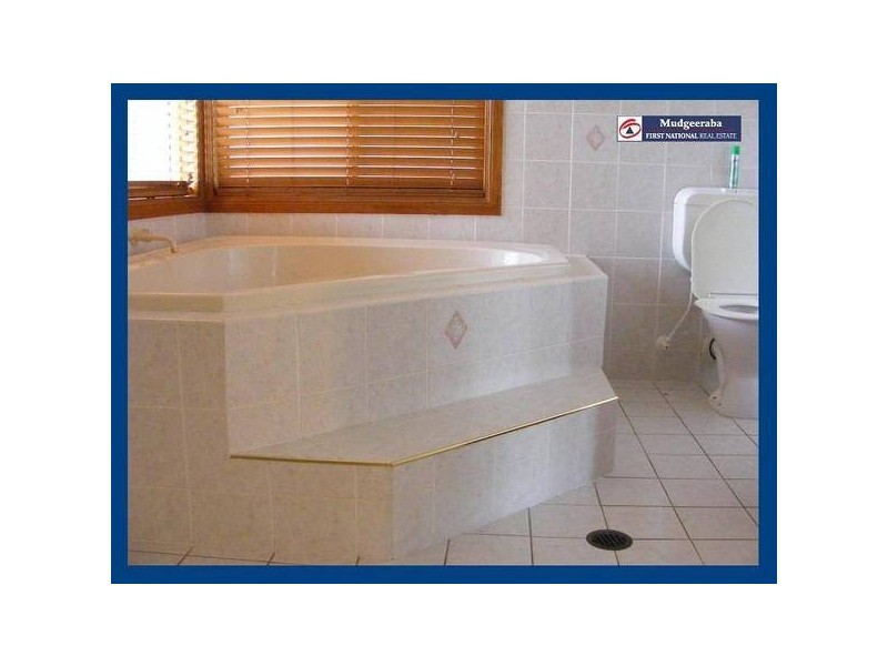 8 Otiose Court, Tallai QLD 4213