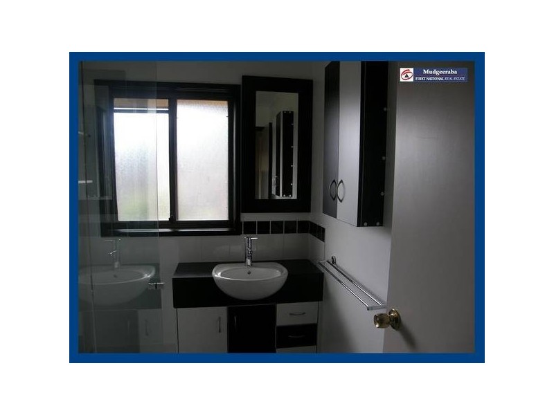 1/3 Parkridge Drive, Molendinar QLD 4214