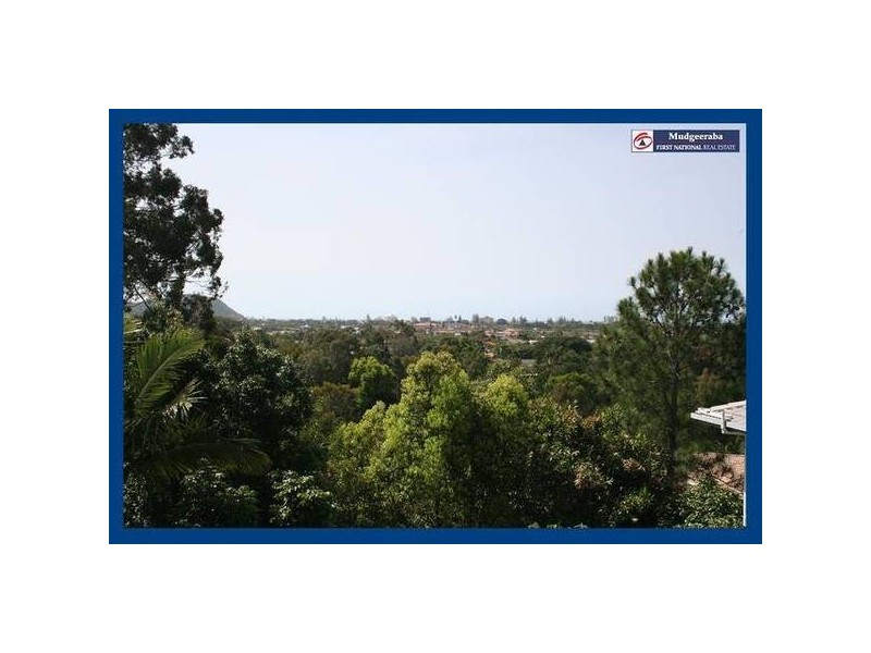 18 Rees Court, Elanora QLD 4221