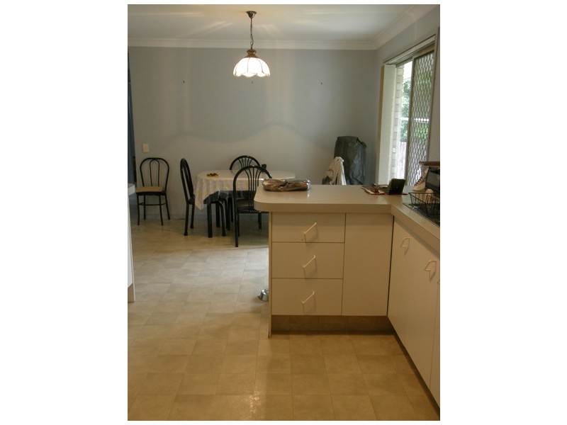 8 Bundgee Court, Mudgeeraba QLD 4213