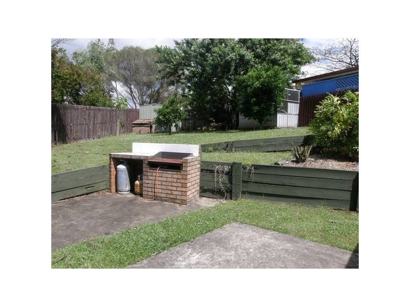 8 Bundgee Court, Mudgeeraba QLD 4213