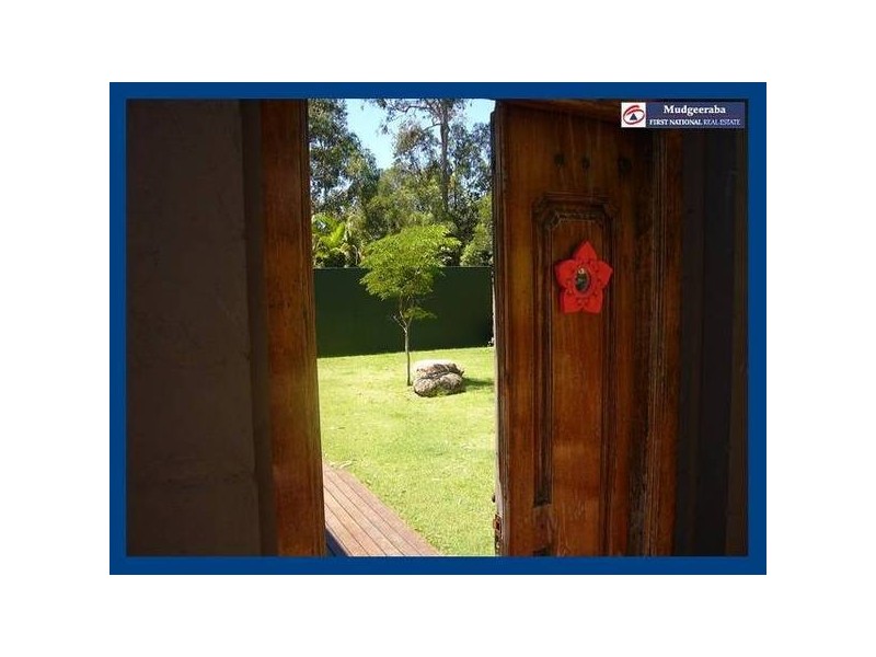 5 Natan Road, Mudgeeraba QLD 4213