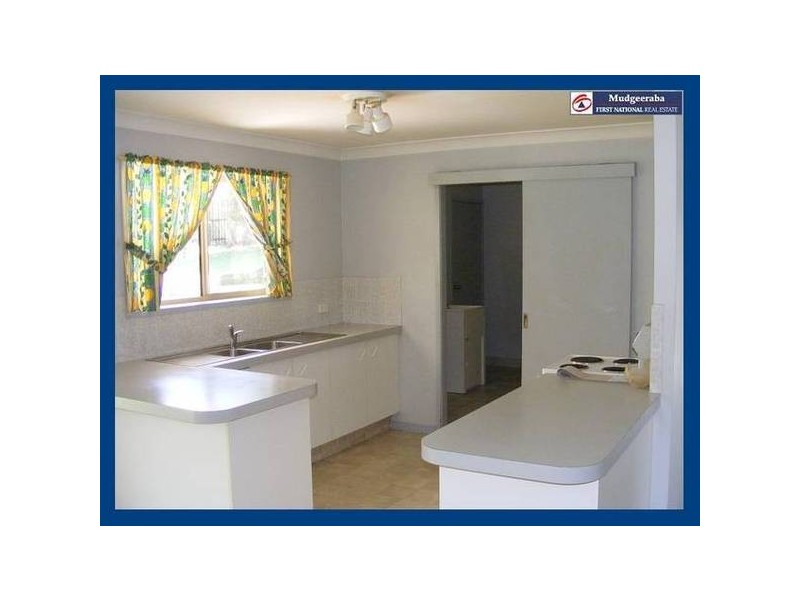 8 Bundgee Court, Mudgeeraba QLD 4213