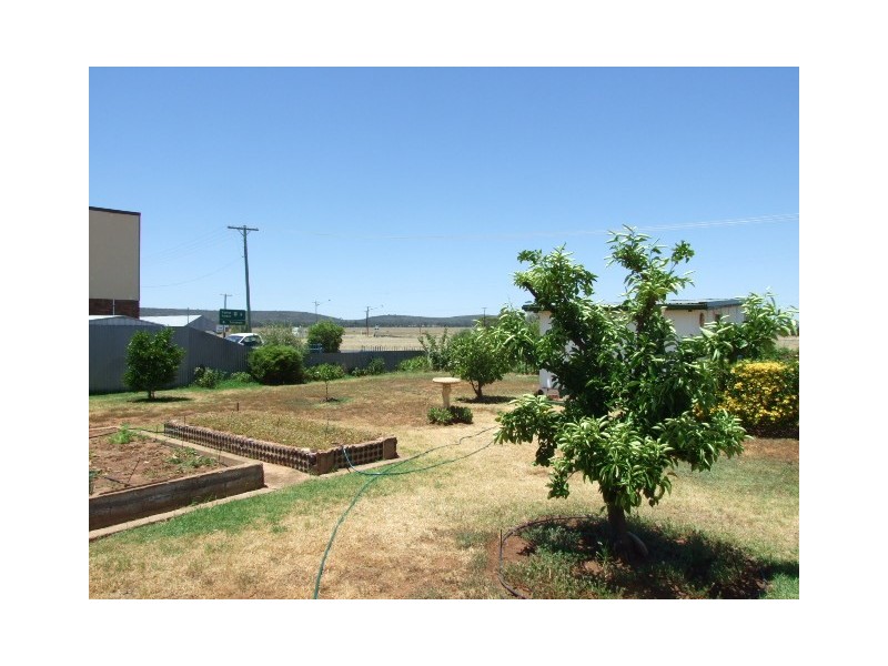 73 Station Street, Bogan Gate NSW 2876