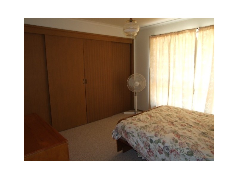 6 Basil Avenue, Parkes NSW 2870