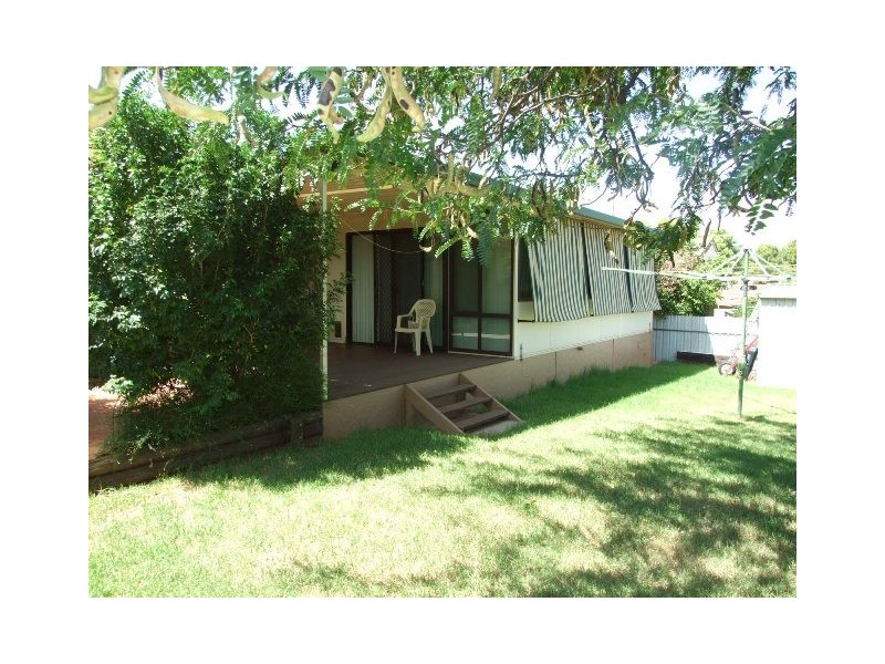 6 Basil Avenue, Parkes NSW 2870