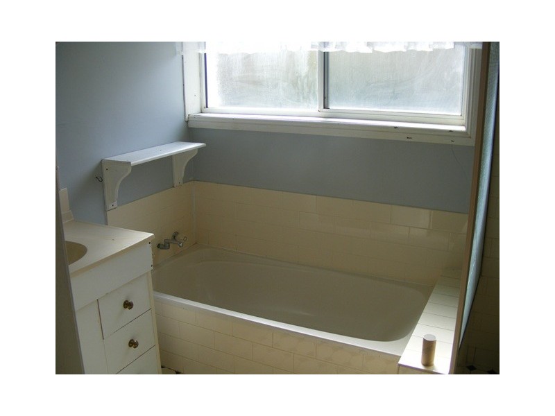 36 Albert Street, Parkes NSW 2870