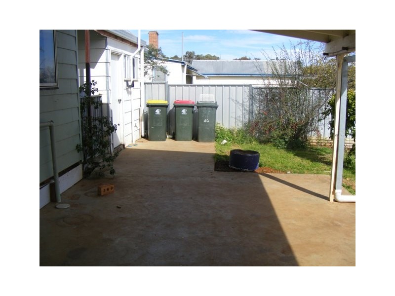 36 Albert Street, Parkes NSW 2870