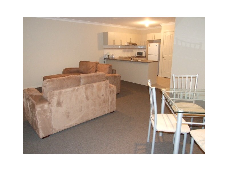 3/80 Close Street, Parkes NSW 2870