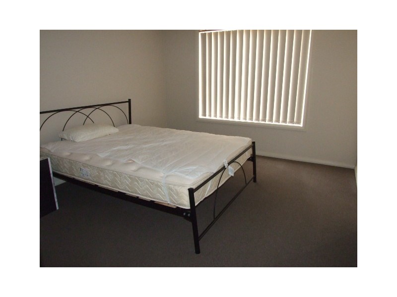 4/80 Close Street, Parkes NSW 2870