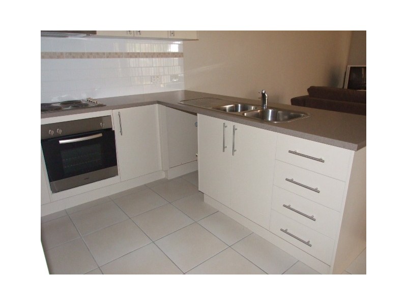4/80 Close Street, Parkes NSW 2870