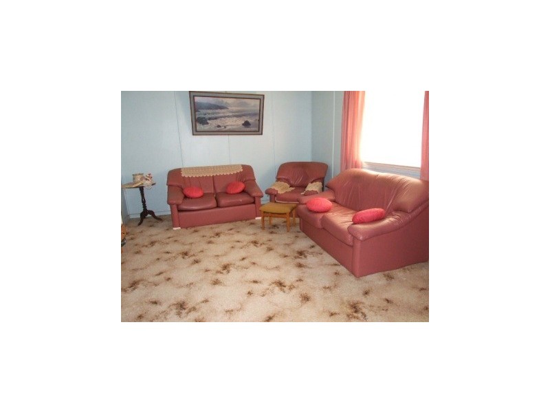 57 Woodward Street, Parkes NSW 2870