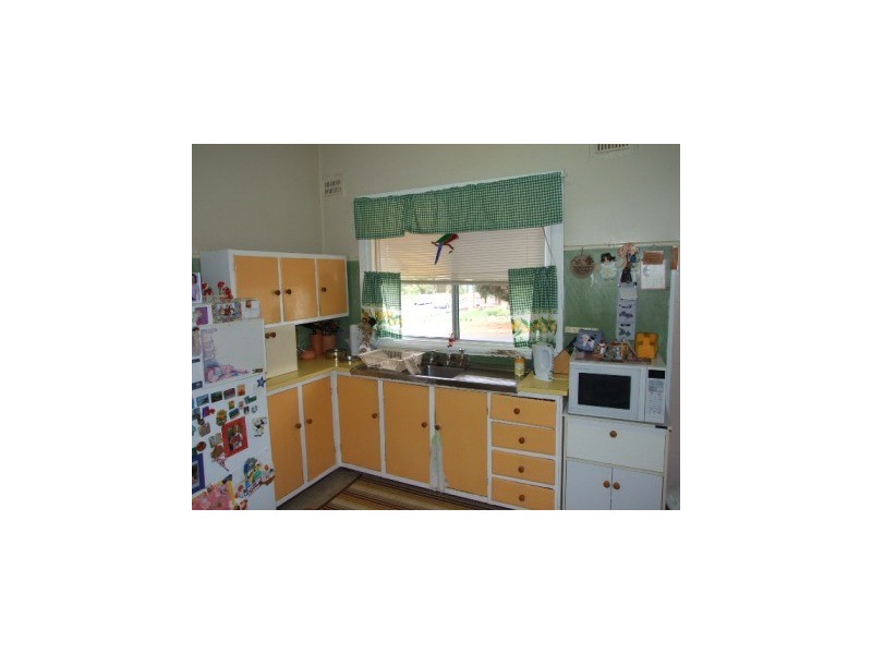 57 Woodward Street, Parkes NSW 2870