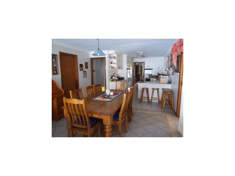 15 Patterson Street, Parkes NSW 2870