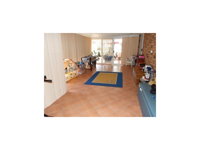 15 Patterson Street, Parkes NSW 2870