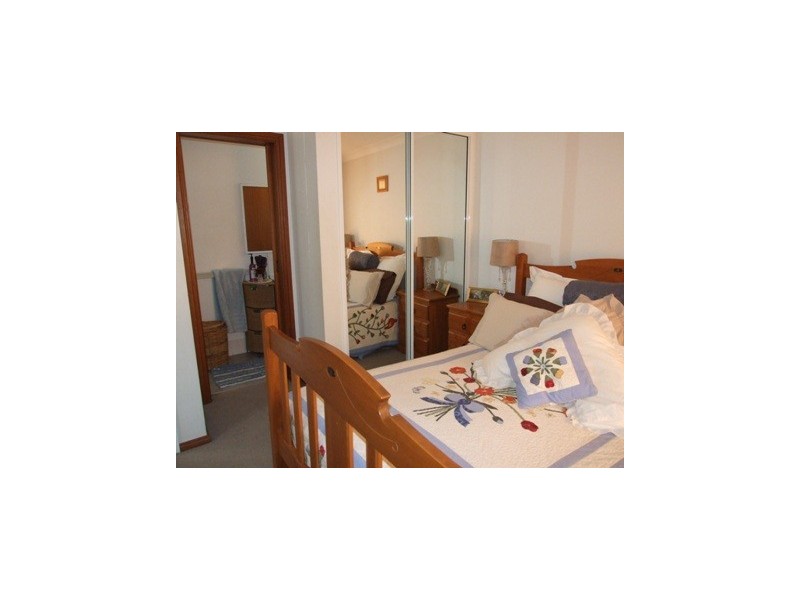 15 Patterson Street, Parkes NSW 2870