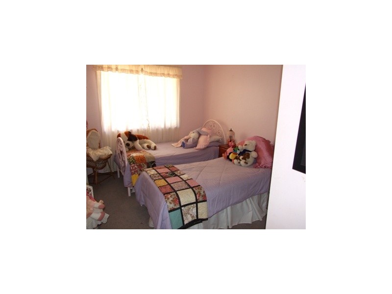 15 Patterson Street, Parkes NSW 2870