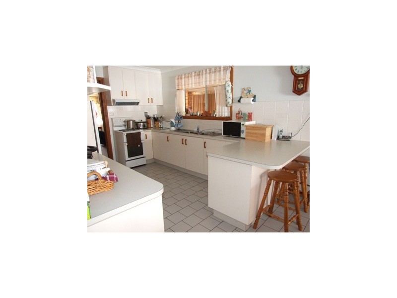 15 Patterson Street, Parkes NSW 2870