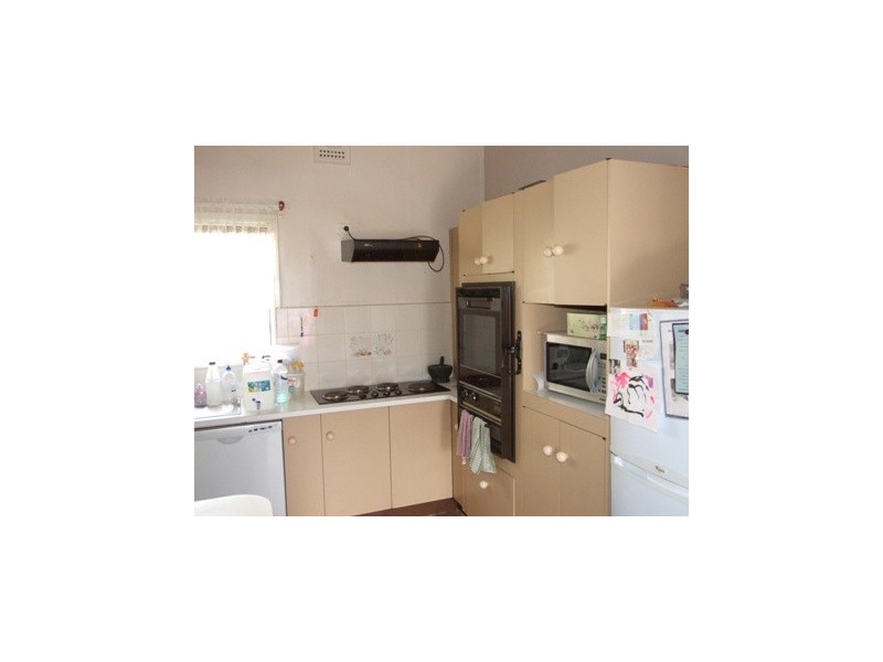 34 May Street, Parkes NSW 2870