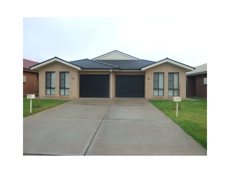 76A, 74B, 78A & 82B Close Street, Parkes NSW 2870