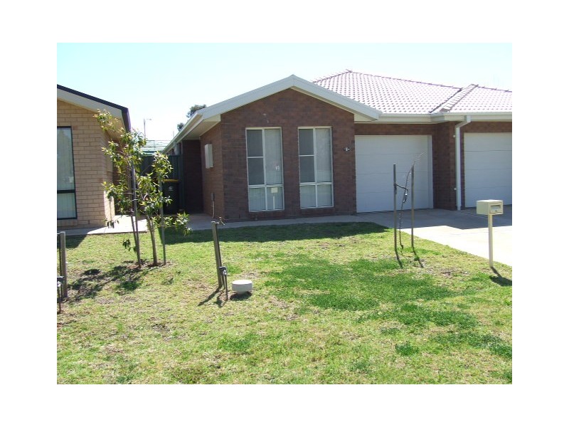 76A, 74B, 78A & 82B Close Street, Parkes NSW 2870