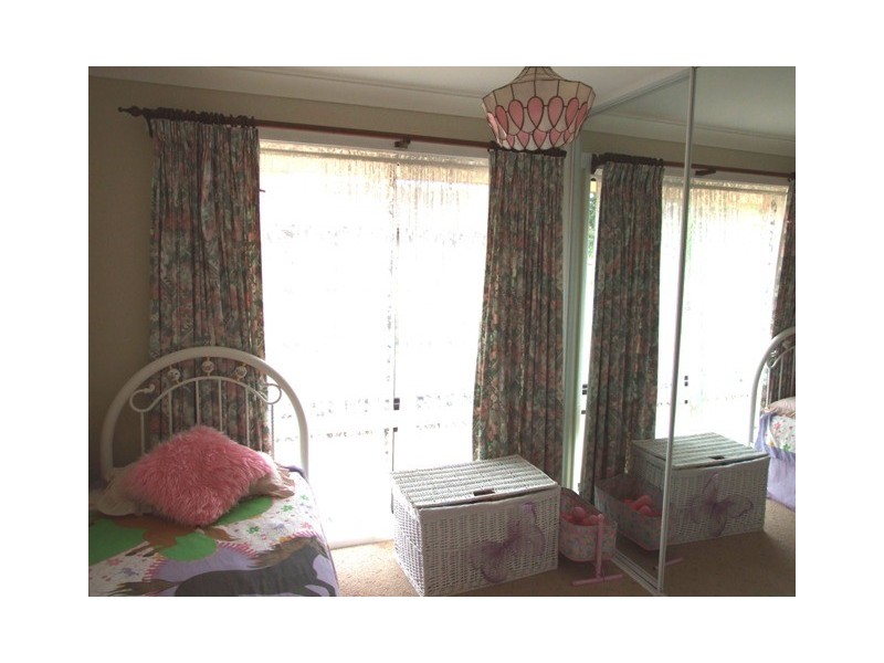 13 Glenhaven Ave, Parkes NSW 2870