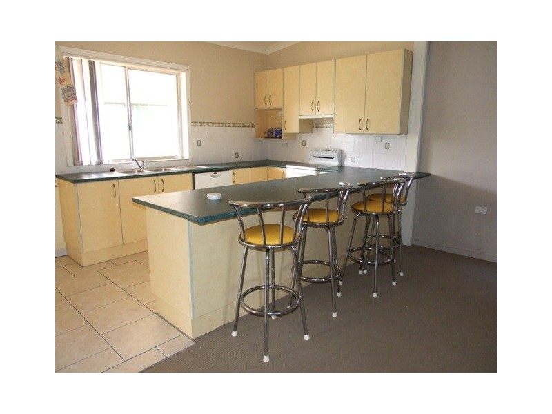 67 Hill Street, Parkes NSW 2870