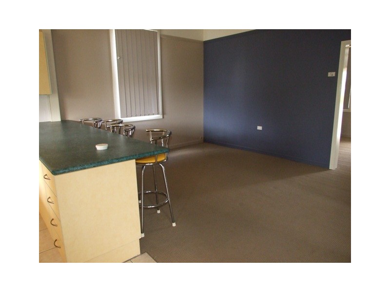 67 Hill Street, Parkes NSW 2870