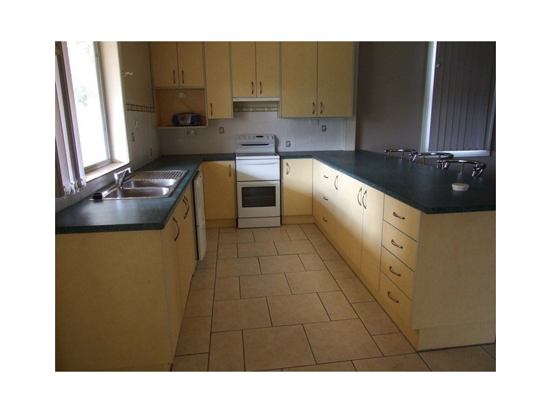 67 Hill Street, Parkes NSW 2870