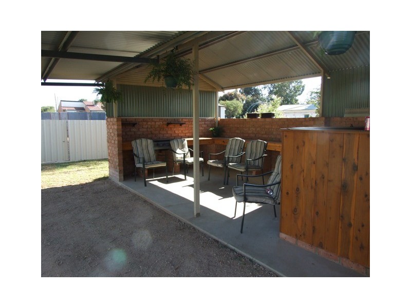 12 Lynch Street, Parkes NSW 2870