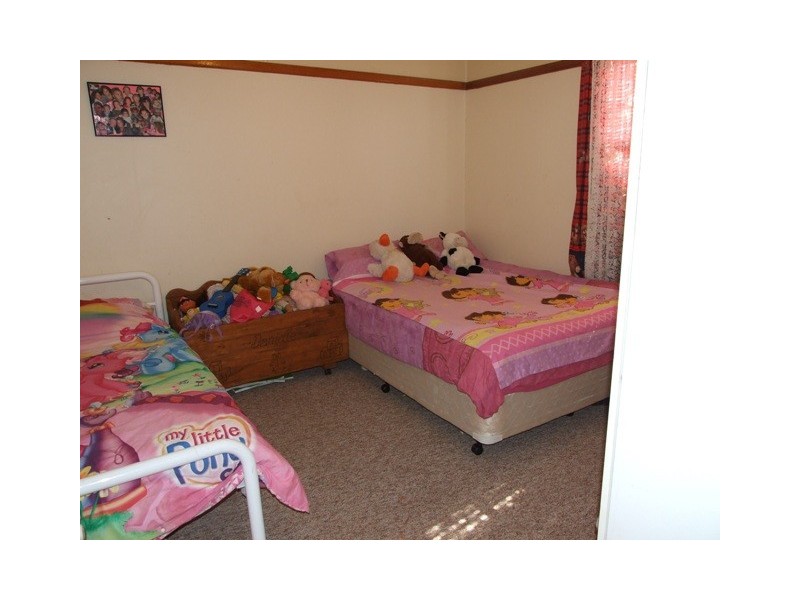 12 Lynch Street, Parkes NSW 2870