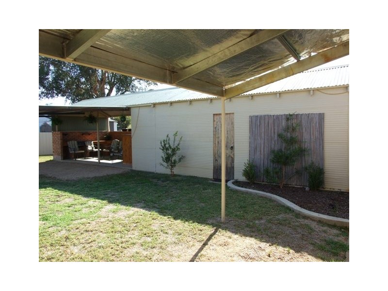 12 Lynch Street, Parkes NSW 2870