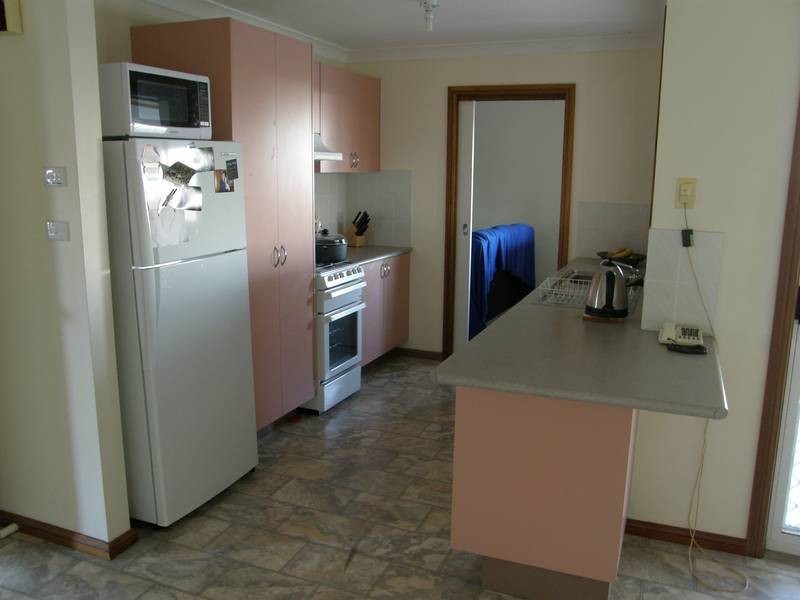 3 Warragrah Place, Parkes NSW 2870